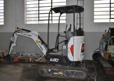 Escavatore cingolato BOBCAT E20